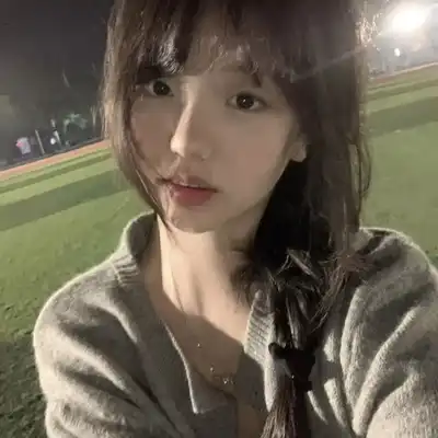 曾娜英